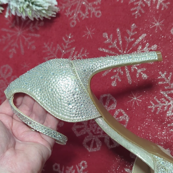 Kelly & Katie Sandals - Picture 7 of 11